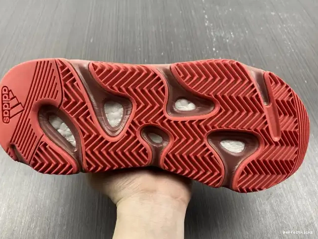 Yeezy Red Boost 700 HQ6979 Hi-Res Adidas 0527